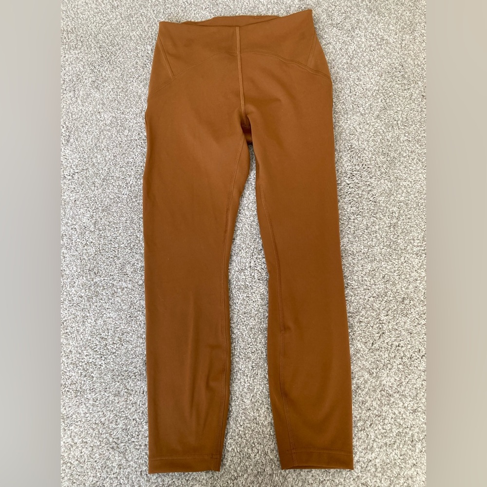 Size 8 butternut brown women’s Lululemon yoga pants/athletic leggings
